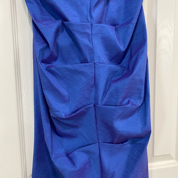 S.L. Fashions~size 16. Mother of the Groom Dress. Color is a vibrant royal blue! - Picture 7 of 8